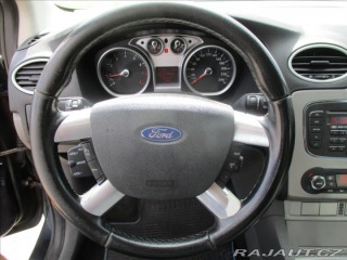 Ford Focus 1,6 i 16V 74kw Klimatroni 2009