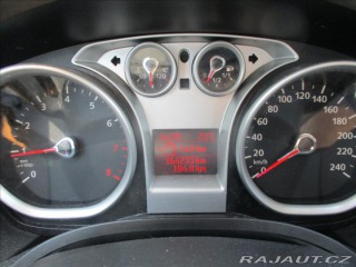 Ford Focus 1,6 i 16V 74kw Klimatroni 2009