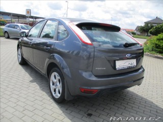 Ford Focus 1,6 i 16V 74kw Klimatroni 2009