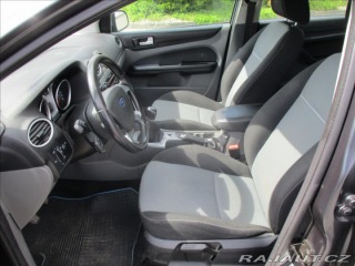 Ford Focus 1,6 i 16V 74kw Klimatroni 2009