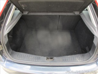 Ford Focus 1,6 i 16V 74kw Klimatroni 2009