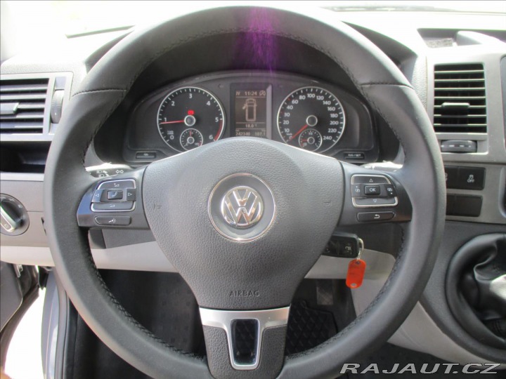 Volkswagen Transporter 2,0 TDi 84kw LONG 6míst, 2012