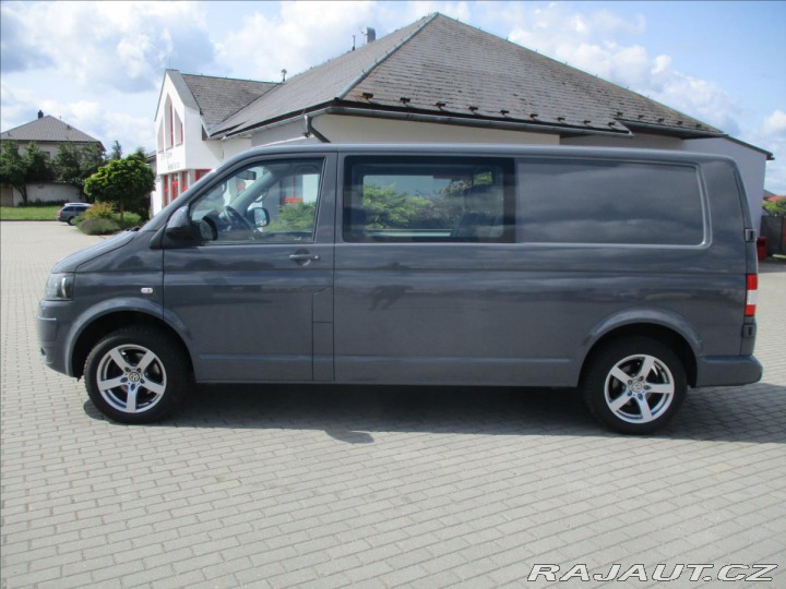 Volkswagen Transporter 2,0 TDi 84kw LONG 6míst, 2012