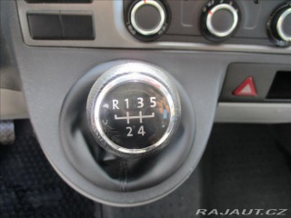 Volkswagen Transporter 2,0 TDi 84kw LONG 6míst, 2012