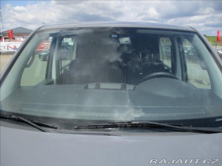 Volkswagen Transporter 2,0 TDi 84kw LONG 6míst, 2012