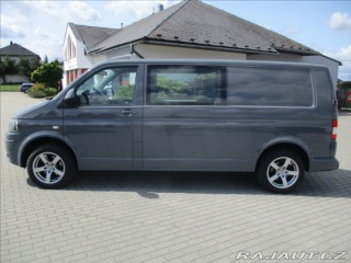 Volkswagen Transporter 2,0 TDi 84kw LONG 6míst, 2012
