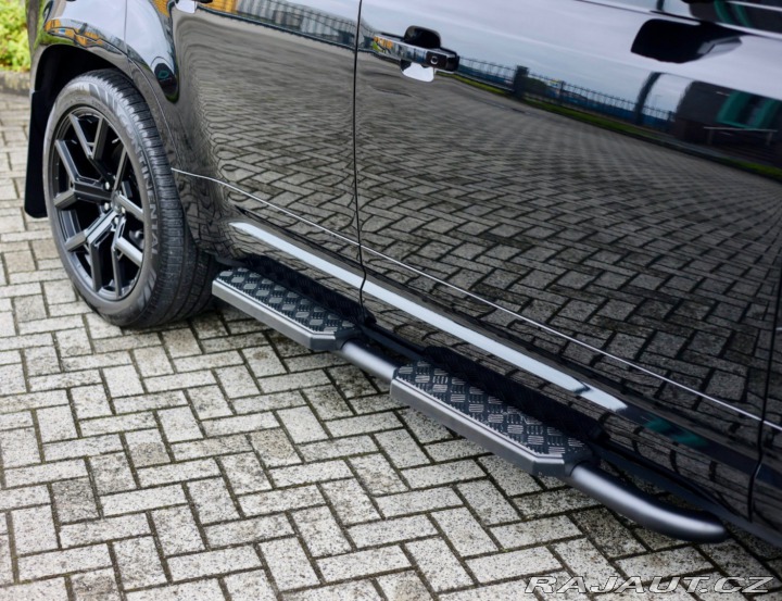 Land Rover Defender P400e X-Dynamic HSE Urba 2023