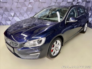 Volvo V60 2,0 D3 MOMENTUM, NAVIGACE 2017