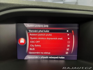 Volvo V60 2,0 D3 MOMENTUM, NAVIGACE 2017