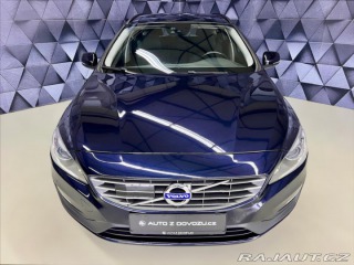 Volvo V60 2,0 D3 MOMENTUM, NAVIGACE 2017
