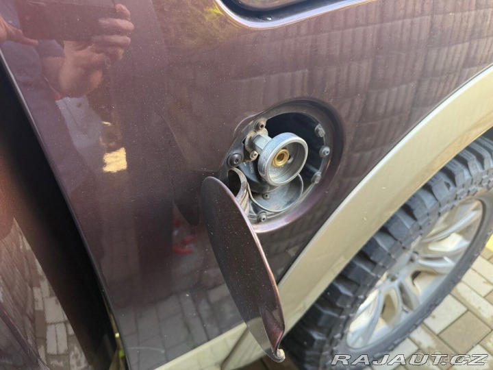 Dodge RAM 5,7   HEMI LONGHORN odpoč 2013