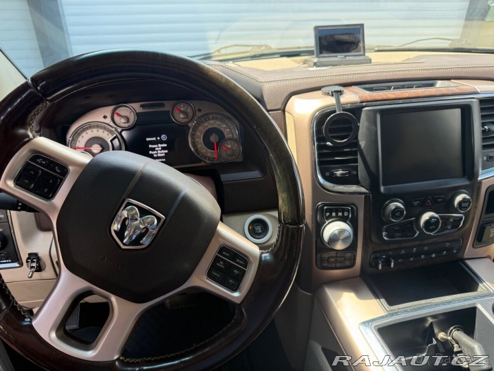 Dodge RAM 5,7   HEMI LONGHORN odpoč 2013