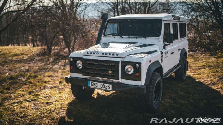 Land Rover Defender 2,4 2011