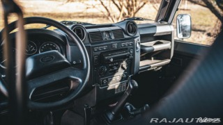 Land Rover Defender 2,4 2011