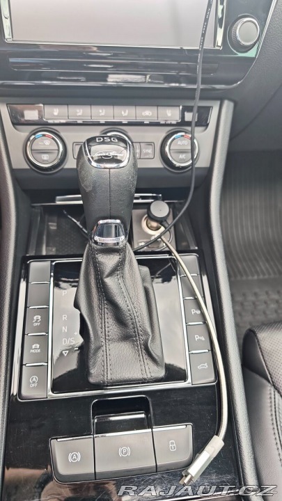 Škoda Superb 2,0   3 L&K TDI 140 k 2016