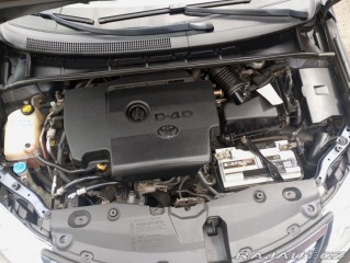 Toyota Avensis 2,0 2012