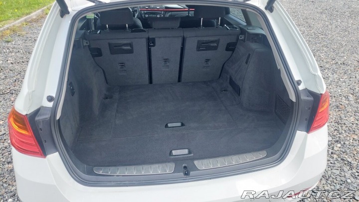 BMW 3 2,5 160 kW manuál, zado 2014