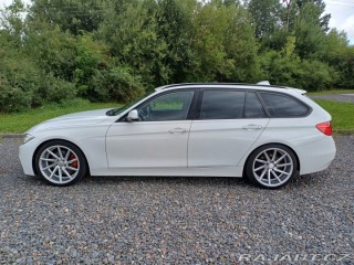 BMW 3 2,5   160 kW manuál, zado 2014
