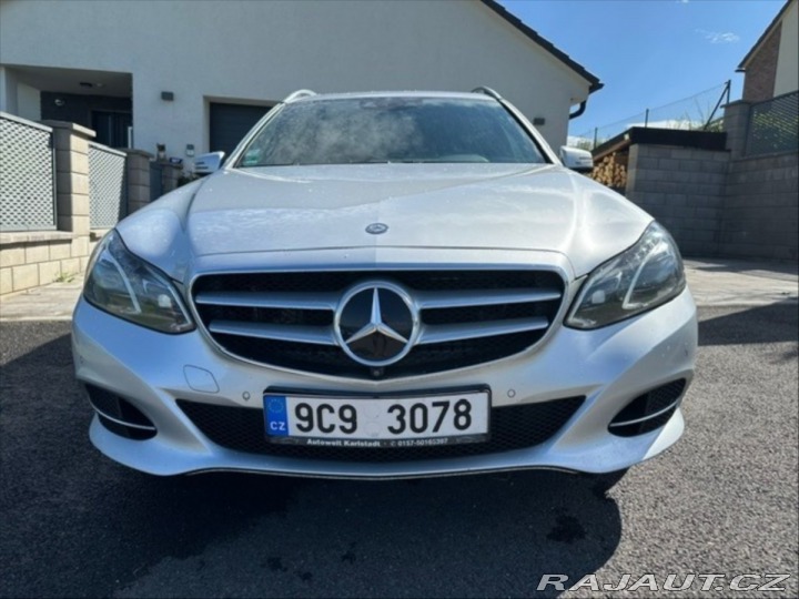 Mercedes-Benz E 3,0   BlueTEC 4MATIC W212 1800