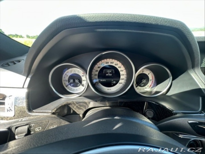 Mercedes-Benz E 3,0   BlueTEC 4MATIC W212 1800