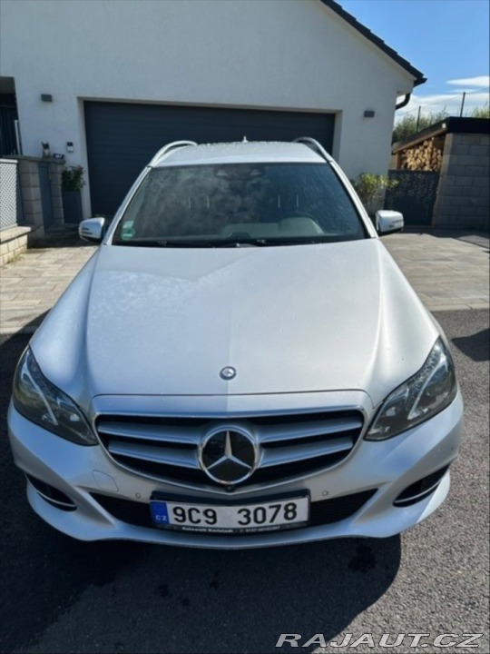 Mercedes-Benz E 3,0   BlueTEC 4MATIC W212 1800