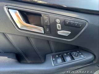 Mercedes-Benz E 3,0   BlueTEC 4MATIC W212 1800
