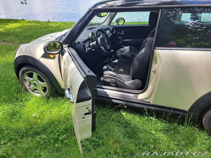 Mini Clubman 1,6 2011