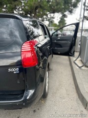 Peugeot 5008  2012