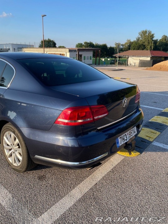 Volkswagen Passat 2,0   TDI 130 kW, manuál 2013