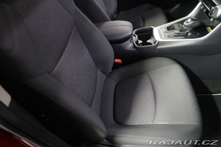 Toyota RAV4 2.5Hybrid,Cz,1Maj,Comfort 2021