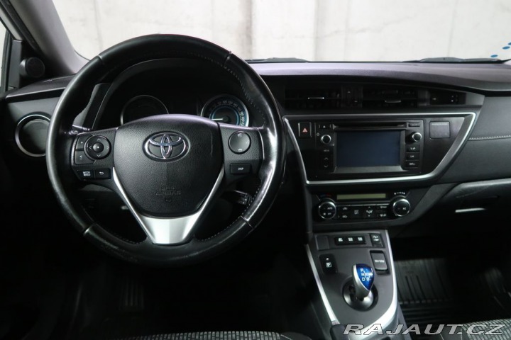 Toyota Auris 1.8Hybrid,CZ,AT,NAVI 2014