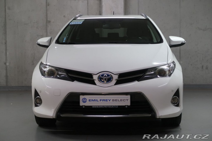 Toyota Auris 1.8Hybrid,CZ,AT,NAVI 2014