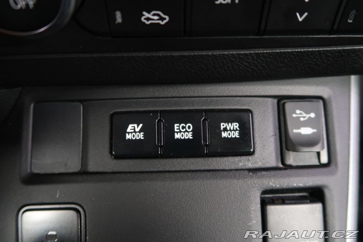 Toyota Auris 1.8Hybrid,CZ,AT,NAVI 2014