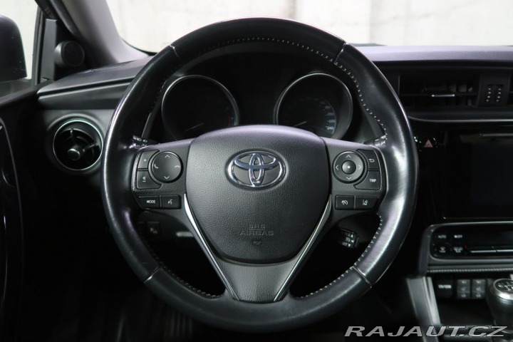 Toyota Auris 1.6VVT-i,CZ,1Maj,Comfort 1800