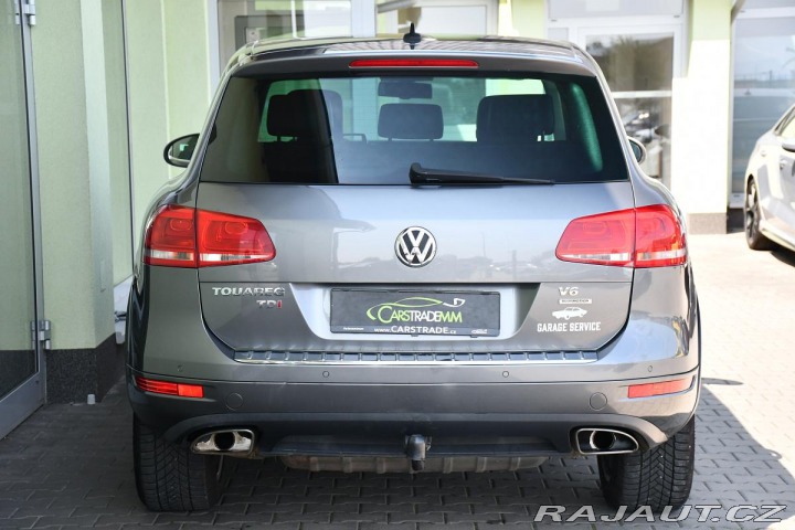 Volkswagen Touareg 3.0TDi V6 DSG 4M NAVI TAŽ 2010