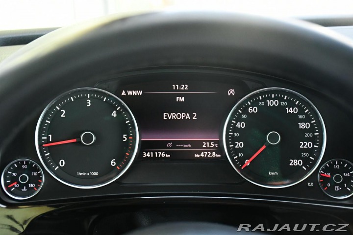 Volkswagen Touareg 3.0TDi V6 DSG 4M NAVI TAŽ 2010