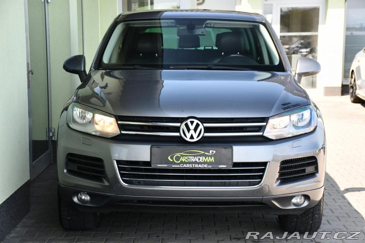 Volkswagen Touareg 3.0TDi V6 DSG 4M NAVI TAŽ 2010