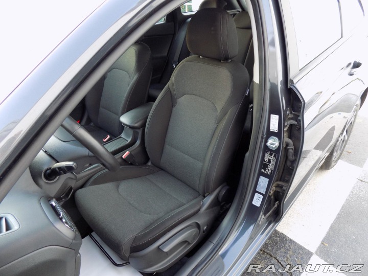 Hyundai i30 1.0T-GDI/Essential/ 2022