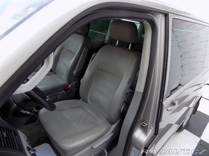 Volkswagen Multivan 2 .0TDI/4x4/NAVI/Full LED 2012