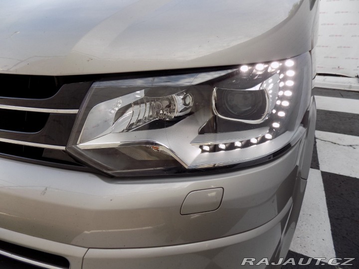 Volkswagen Multivan 2 .0TDI/4x4/NAVI/Full LED 2012