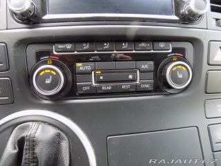 Volkswagen Multivan 2 .0TDI/4x4/NAVI/Full LED 2012