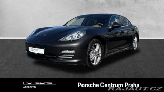 Porsche Panamera 4S