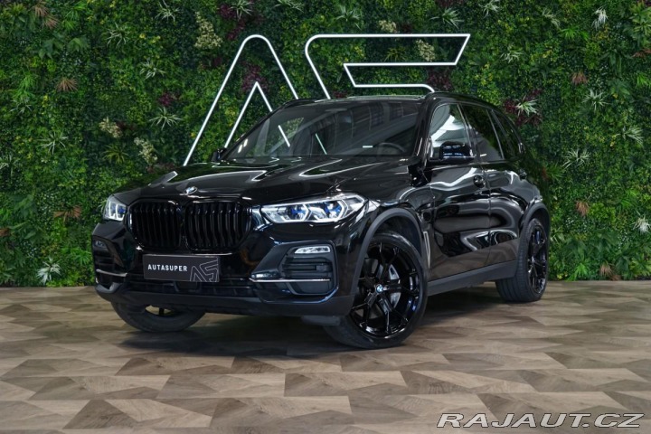 BMW X5 45e*290kW*LASER*VZDUCH*TA 2020