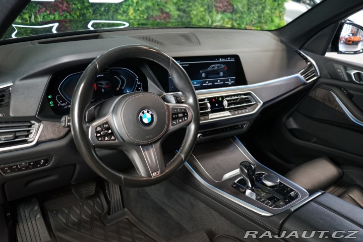 BMW X5 45e*290kW*LASER*VZDUCH*TA 2020