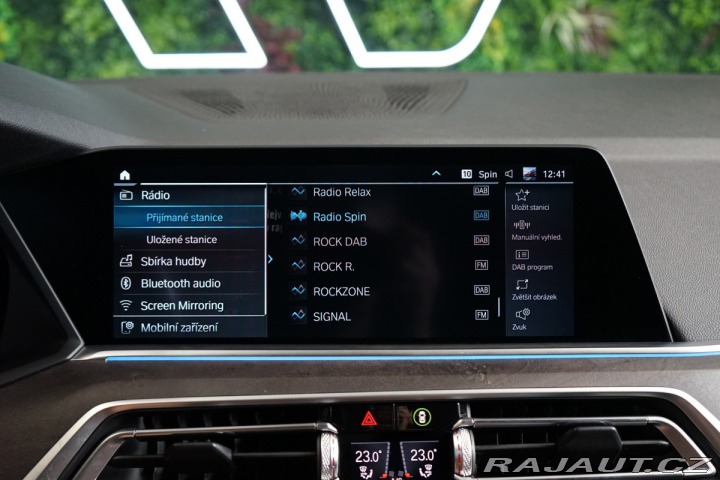 BMW X5 45e*290kW*LASER*VZDUCH*TA 2020