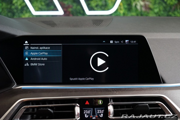 BMW X5 45e*290kW*LASER*VZDUCH*TA 2020