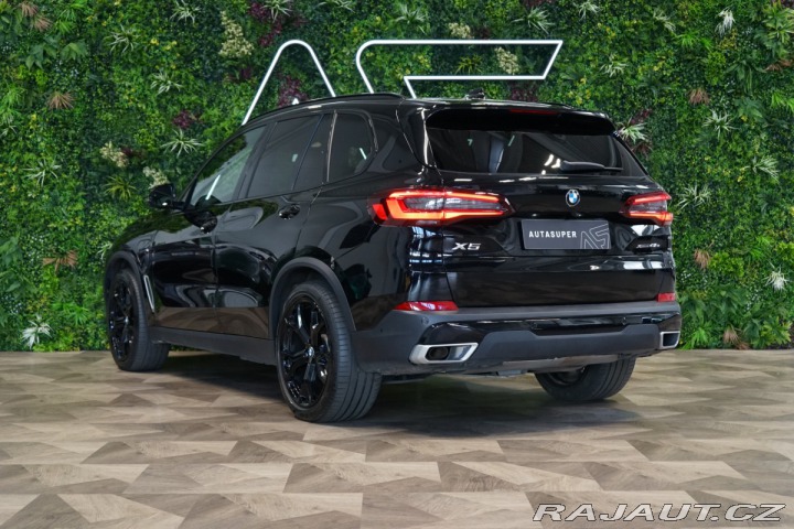 BMW X5 45e*290kW*LASER*VZDUCH*TA 2020