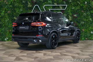 BMW X5 45e*290kW*LASER*VZDUCH*TA 2020