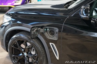 BMW X5 45e*290kW*LASER*VZDUCH*TA 2020
