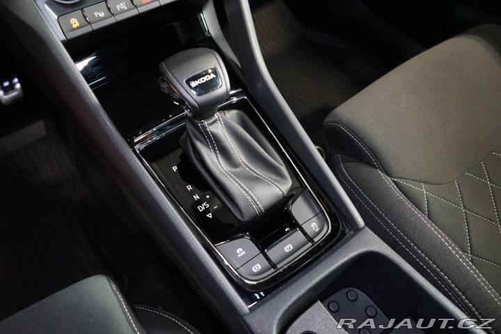 Škoda Karoq ACC*CANTON*TAŽNÉ* 2024